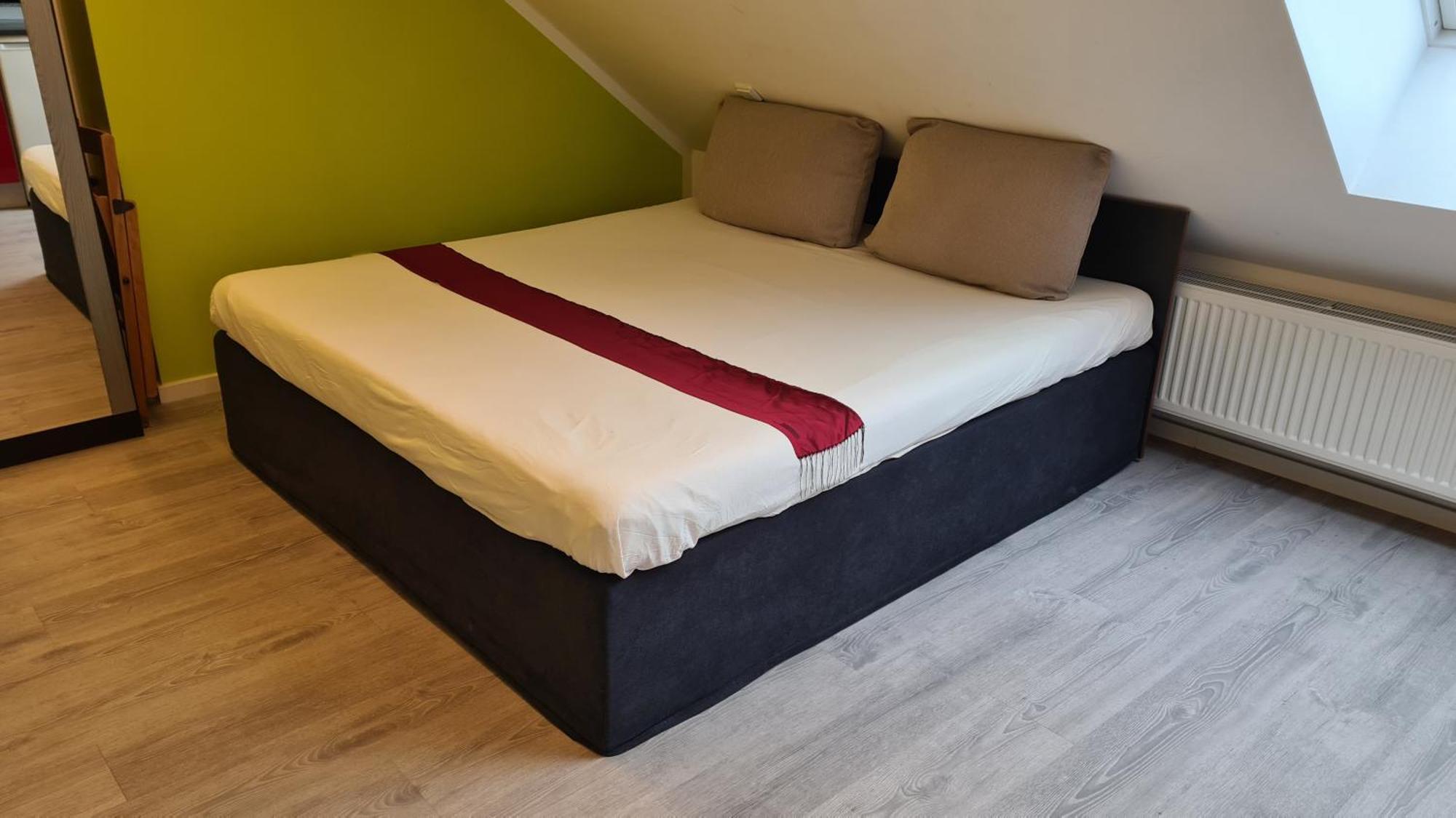 Helles Apartment In Berlin-Mariendorf Екстериор снимка